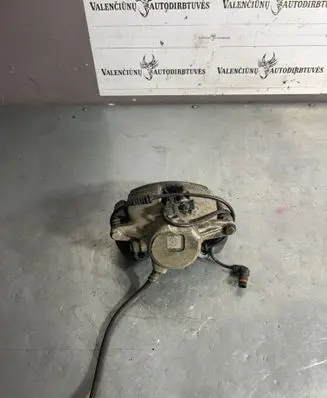 Mercedes-Benz E W212 Front brake caliper 20724 319b