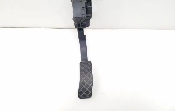 Audi A6 S6 C6 4F Accelerator throttle pedal 4F1723523A