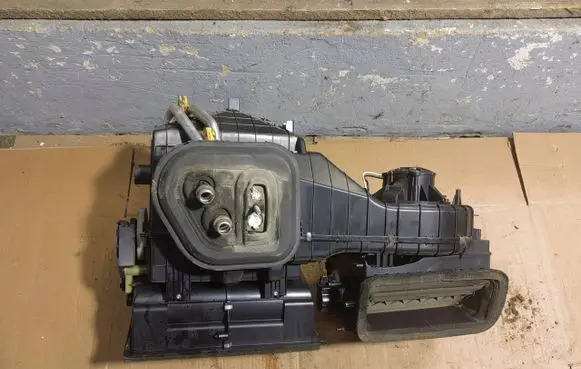 Opel Astra J Interior heater climate box assembly 13330977