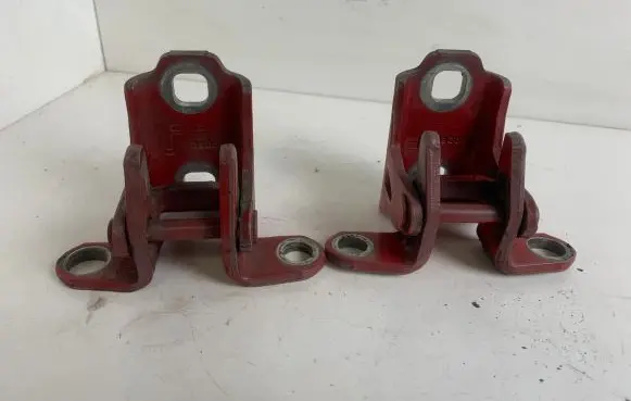 Front door hinge set