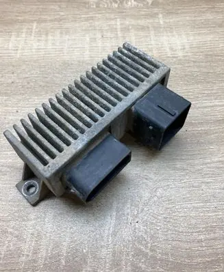 Renault Laguna III Glow plug pre-heat relay 8200558438A