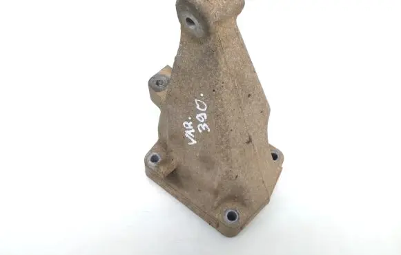 Mercedes-Benz Vito Viano W639 Engine mounting bracket A6462230804