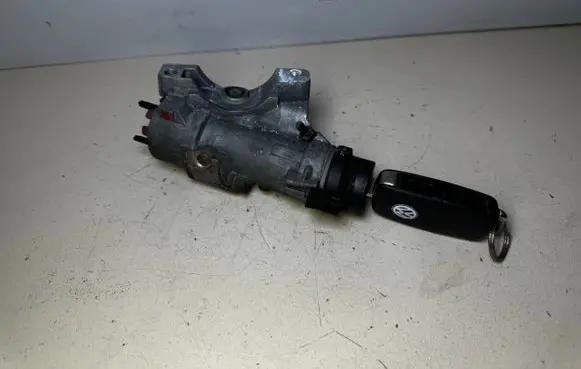 Volkswagen Transporter - Caravelle T5 Ignition lock 4B0905851Q 4B0905851