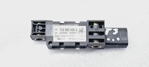 Porsche Cayenne (9PA) Airbag deployment crash/impact sensor 7L0909606B