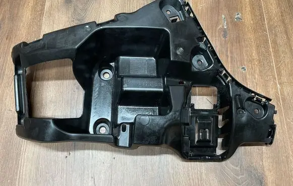 BMW 1 F40 Rear bumper mounting bracket 7461399 51127461399