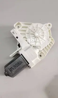 Audi A8 S8 D4 4H Rear door window regulator motor 8K0959802B