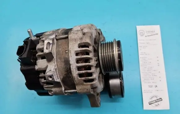 Hyundai i30 Generator/alternator 37300-07400 IMPRK1355535