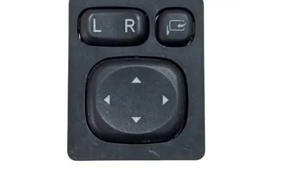 Toyota Auris E180 Wing mirror switch 183779