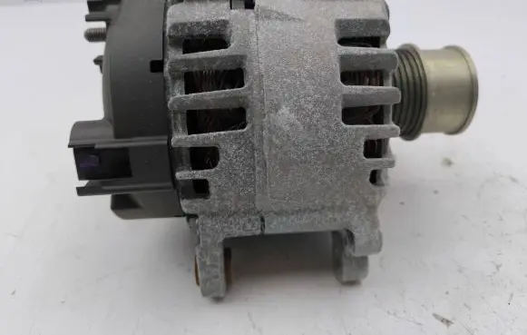 Audi A1 Generator/alternator 05E903026Q