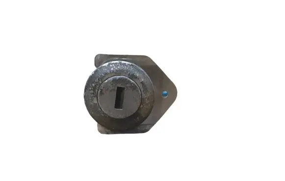 Iveco Daily 5th gen Front door lock (next to the handle) 