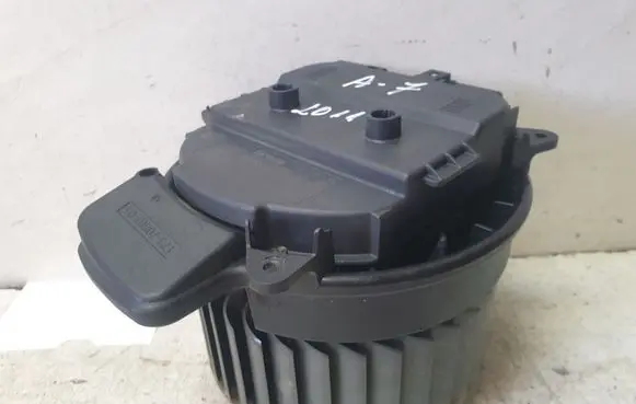 Audi A7 S7 4G Heater fan/blower 4H1820021B