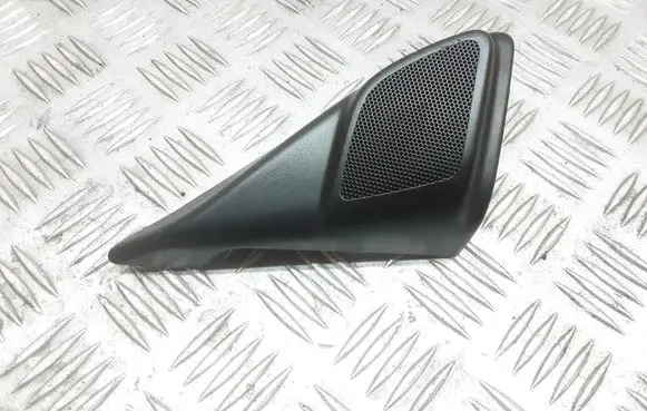 Volvo V50 Subwoofer grill/trim 8679628