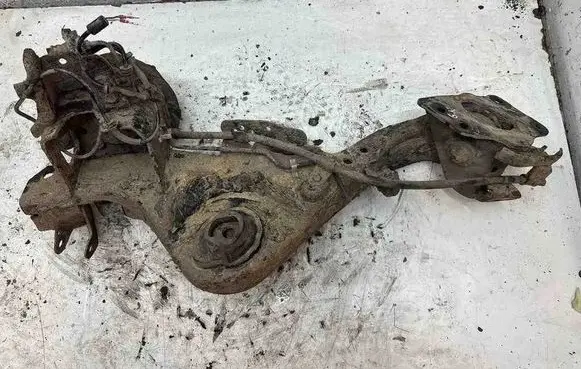 Nissan Qashqai Rear wheel hub 