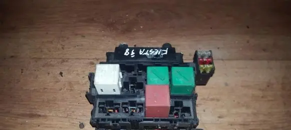 Ford Fiesta Fuse box set 94fg14a074aa 94fg14a074ab