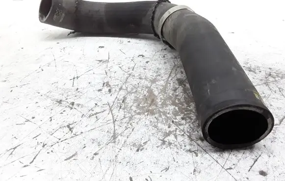 Mazda 3 I Intercooler hose/pipe