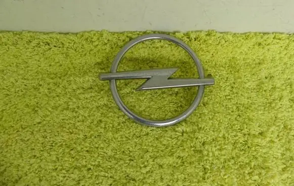 Opel Vectra C Manufacturer badge logo/emblem 13191347