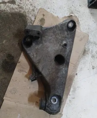 BMW X5 E70 Engine mounting bracket 6790021 68572910 ENAC46000