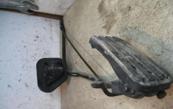 Renault Laguna I Accelerator throttle pedal