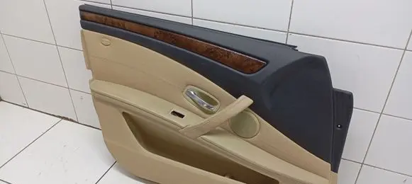 BMW 5 E60 E61 Front door card panel trim 40801921