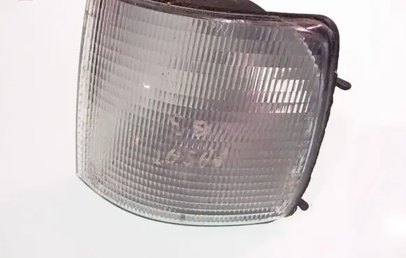 Volkswagen PASSAT B3 Front indicator light 183314B