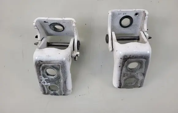 Front door hinge set