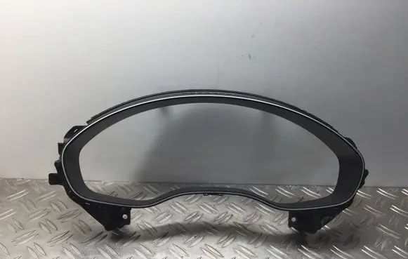 Dashboard trim
