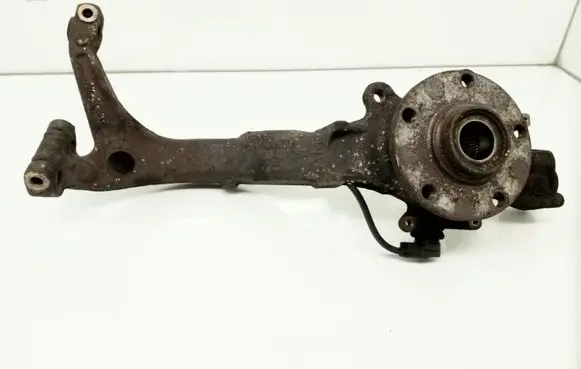 Volkswagen PASSAT B5.5 Front wheel hub spindle knuckle 8D0407257AM