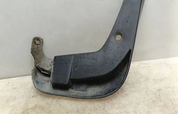 Hyundai Santa Fe Front mudguard 868502B010