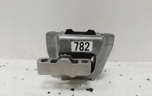 Volkswagen Golf VII Engine mount vacuum valve 5WA199262D