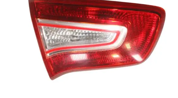 KIA Sportage Tailgate rear/tail lights