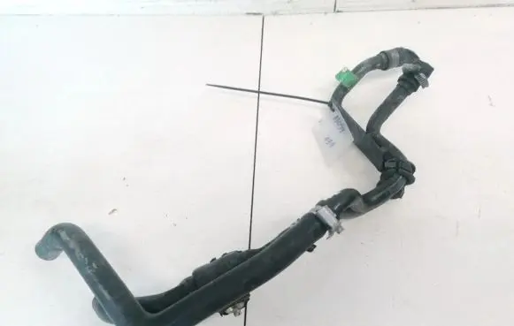 BMW 5 E39 Engine coolant pipe/hose