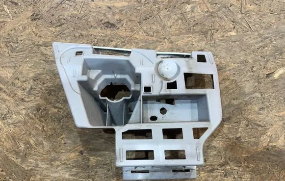 Skoda Octavia Mk3 (5E) Front bumper mounting bracket 5E0807056 R0909-I