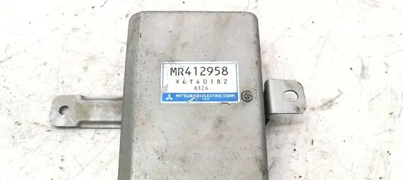 Mitsubishi Colt Sunroof control unit/module MR412958 8326 X6T40182