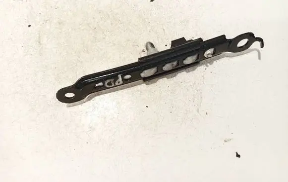 Toyota Auris 150 Seat belt adjustment rail 