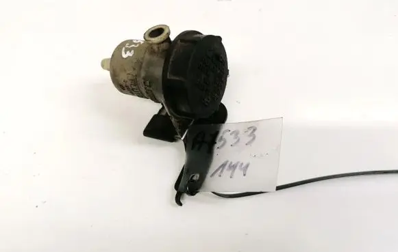 Chrysler PT Cruiser Brake fluid reservoir 