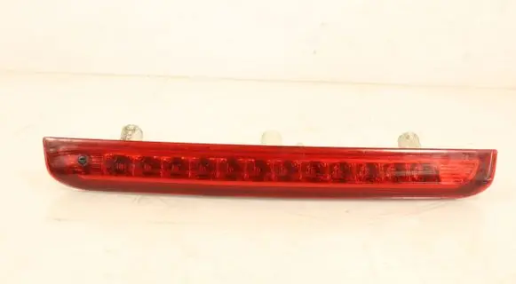 KIA Ceed Third/center stoplight 927011H0