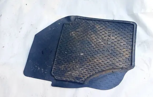 Nissan X-Trail T30 Front floor carpet liner 1004517