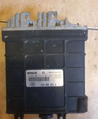 Volkswagen PASSAT B4 Engine control unit/module 028906021B 12540119 28RTD289