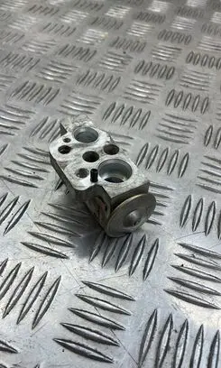 Audi A3 S3 8P Air conditioning (A/C) expansion valve 1K0820679