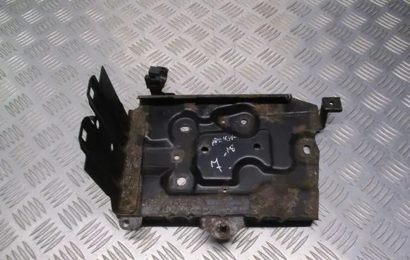 Nissan Primera Battery box tray 