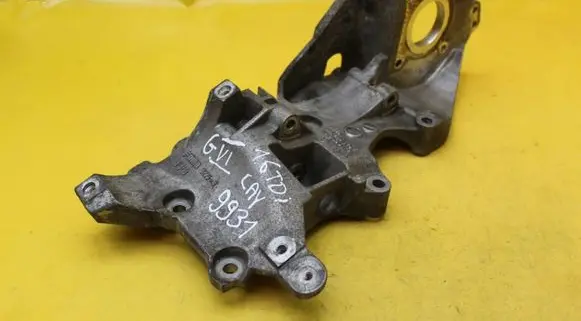 Generator/alternator bracket