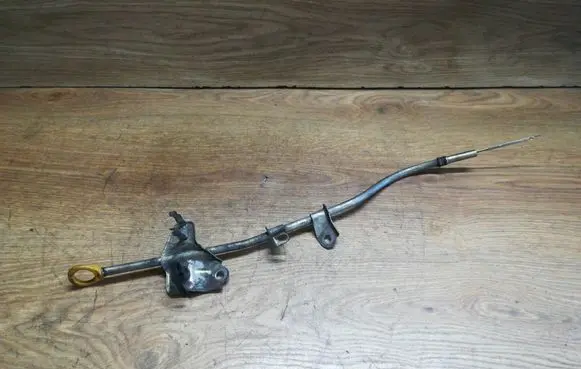Toyota Avensis T250 Oil level dip stick