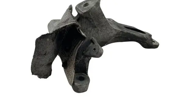 Audi A7 S7 4G Engine mounting bracket 4G0199308E 4G0199308