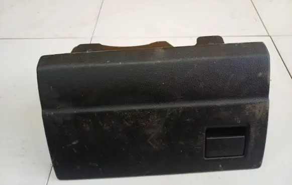 Opel Zafira A Glove box 50047