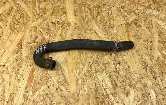Engine coolant pipe/hose