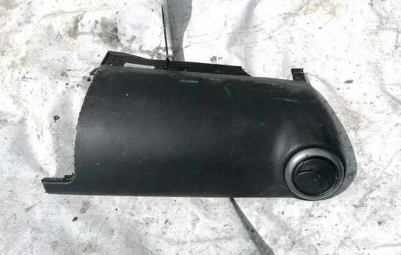 Nissan Note (E11) Other interior part 682109U100