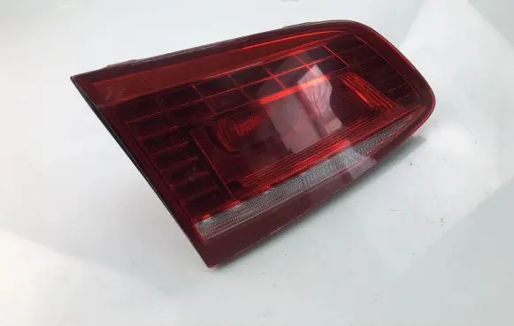 Volkswagen PASSAT B7 Tailgate rear/tail lights 3AF945308B
