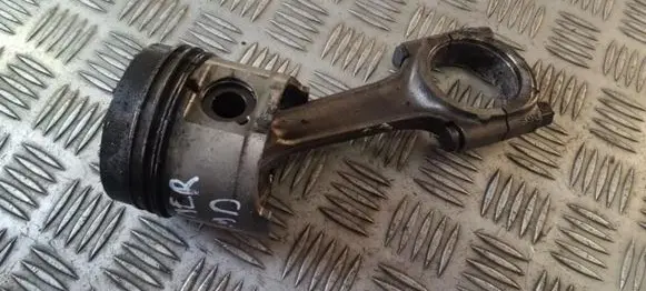 Peugeot Partner Piston with connecting rod