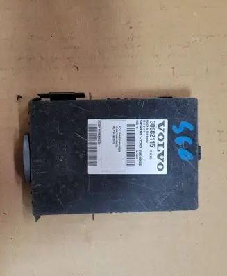 Volvo S60 Keyless (KESSY) go control unit/module 30682115 5WK49233C 233211129200230