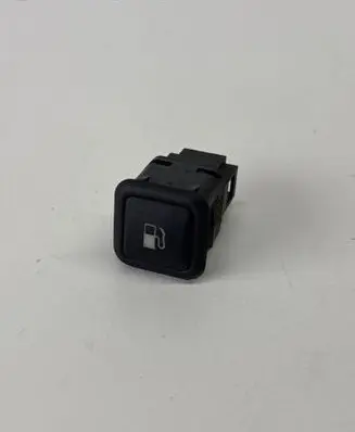 Volkswagen PASSAT B5.5 Fuel tank opening switch 3B0959833A